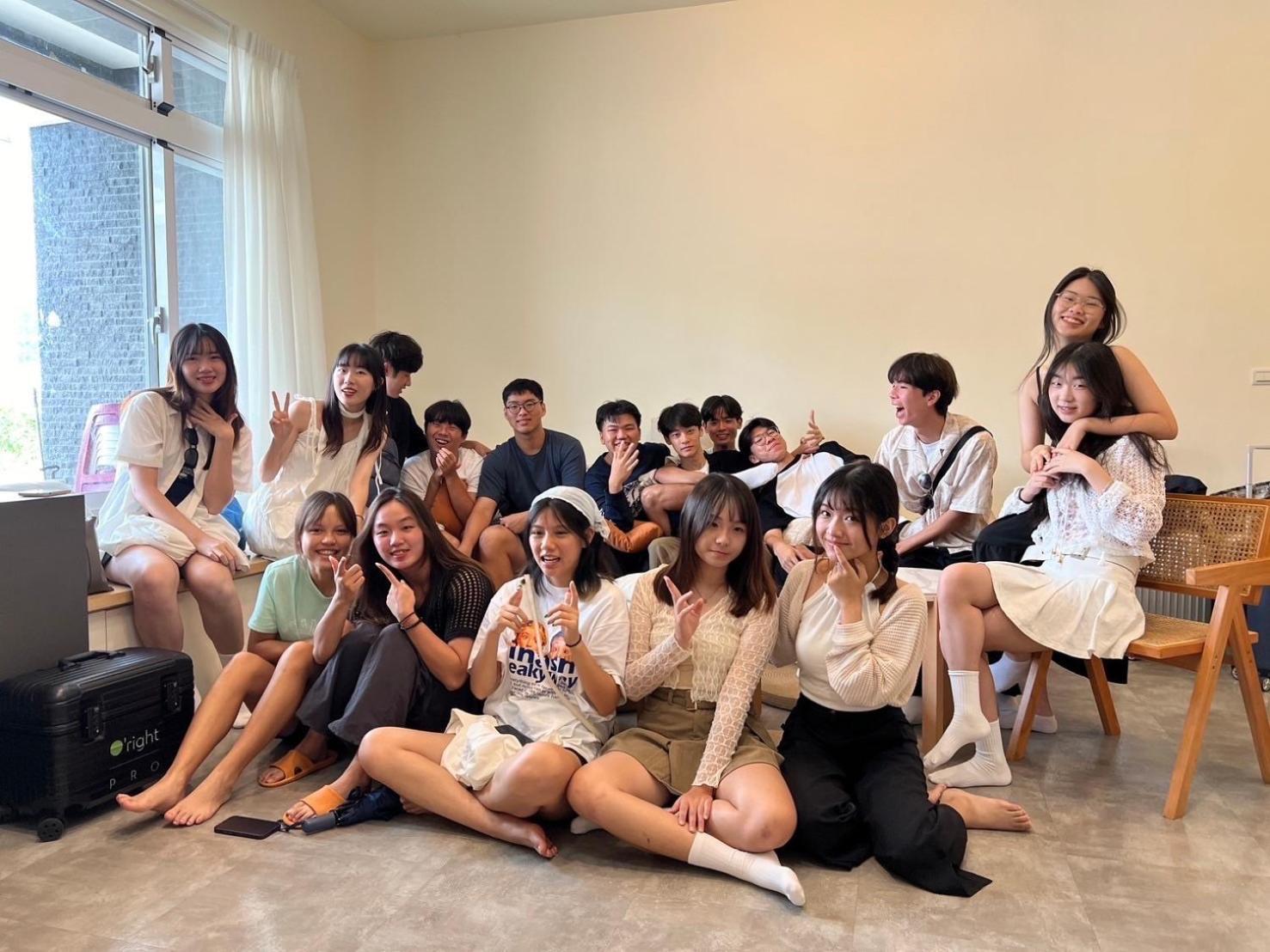 日子有光 Shine Inn Day Heng-ch'un Buitenkant foto